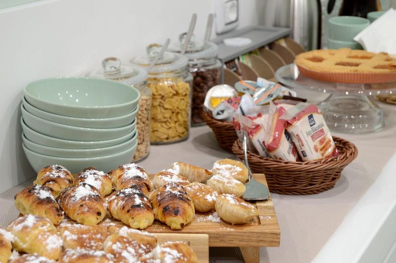 Napoliseason Rooms and Breakfast image