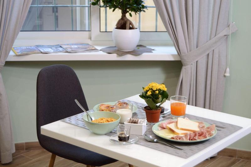 Napoliseason Rooms and Breakfast image