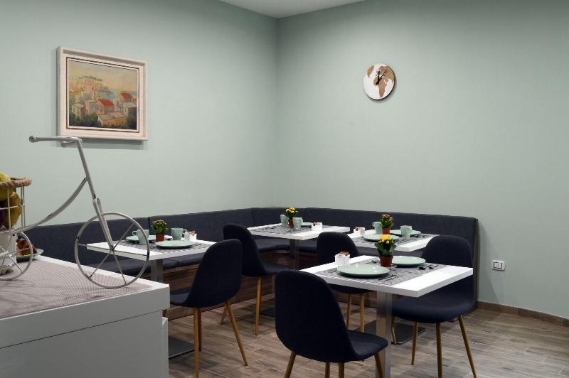 Napoliseason Rooms and Breakfast image