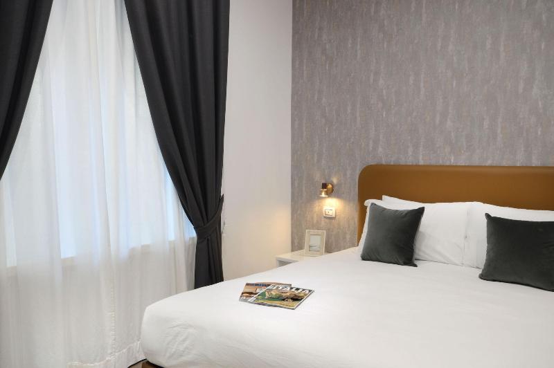 Napoliseason Rooms and Breakfast image