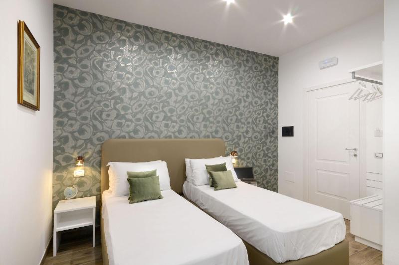Napoliseason Rooms and Breakfast image