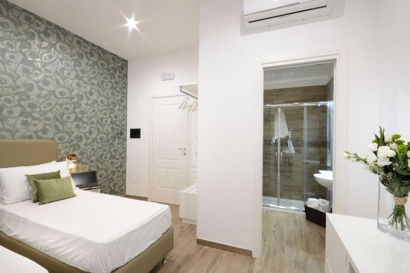 Napoliseason Rooms and Breakfast image