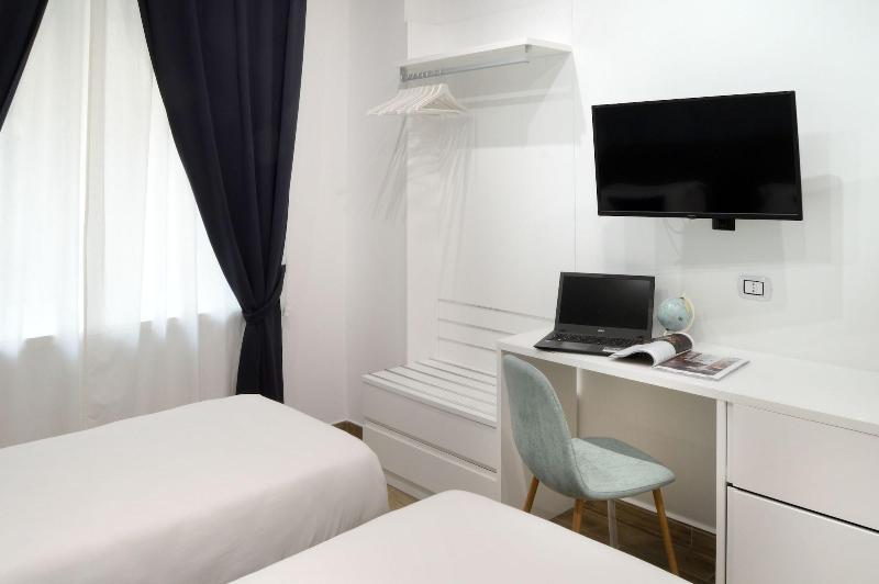 Napoliseason Rooms and Breakfast image