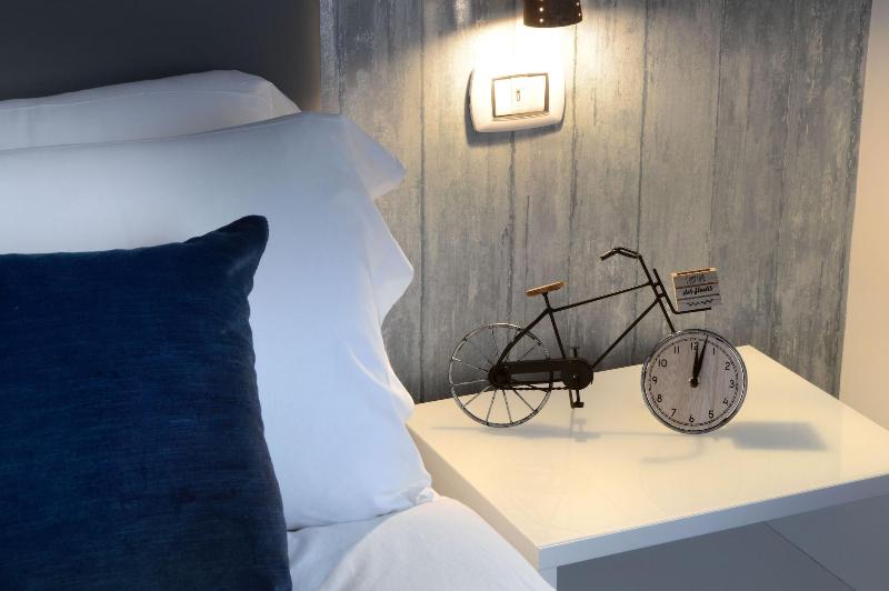 Napoliseason Rooms and Breakfast image