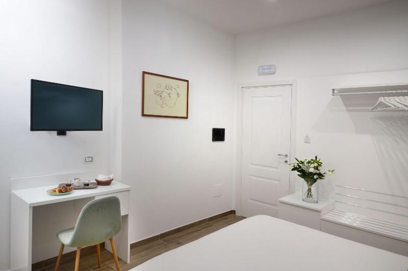 Napoliseason Rooms and Breakfast image