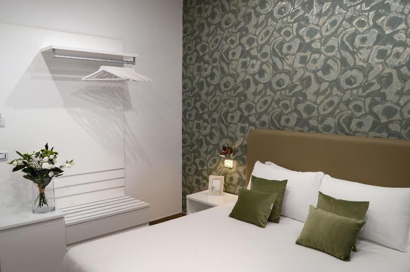 Napoliseason Rooms and Breakfast image