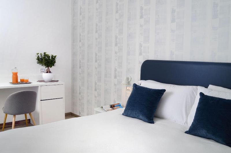 Napoliseason Rooms and Breakfast image