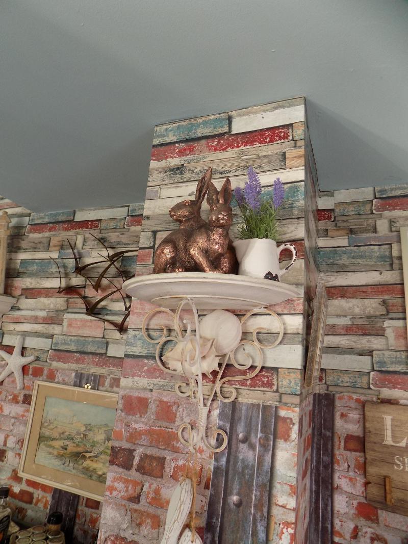 Driftwood Hotel image