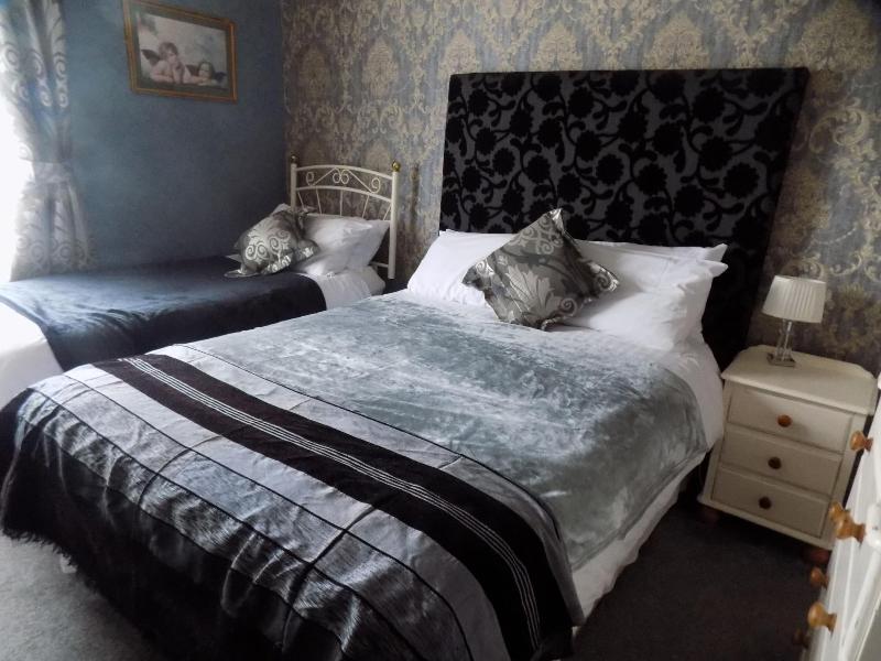 Driftwood Hotel image