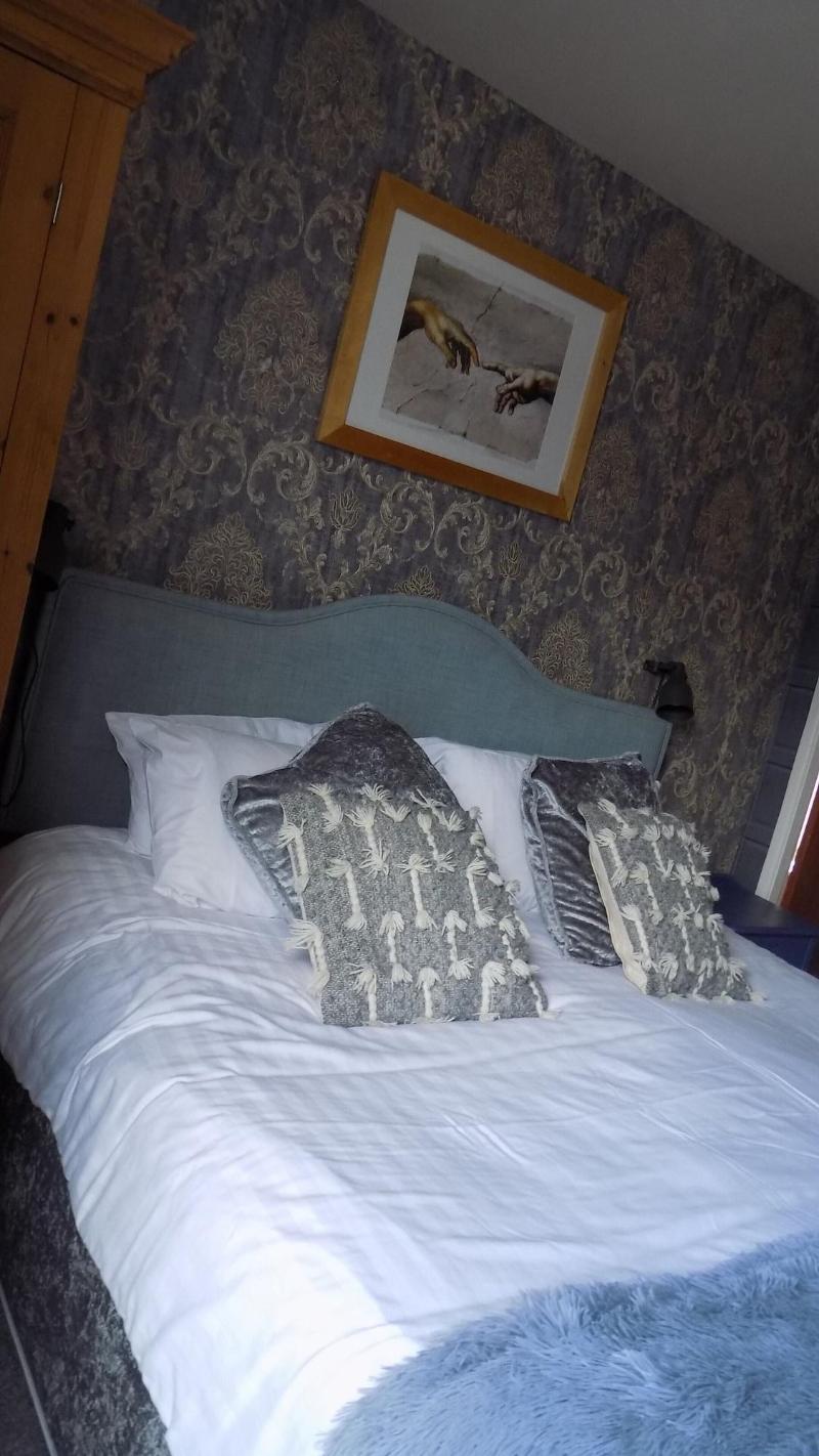 Driftwood Hotel image