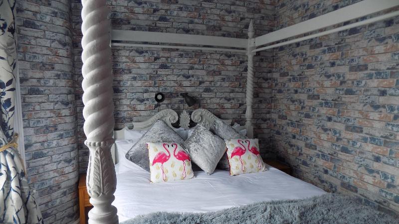 Driftwood Hotel image