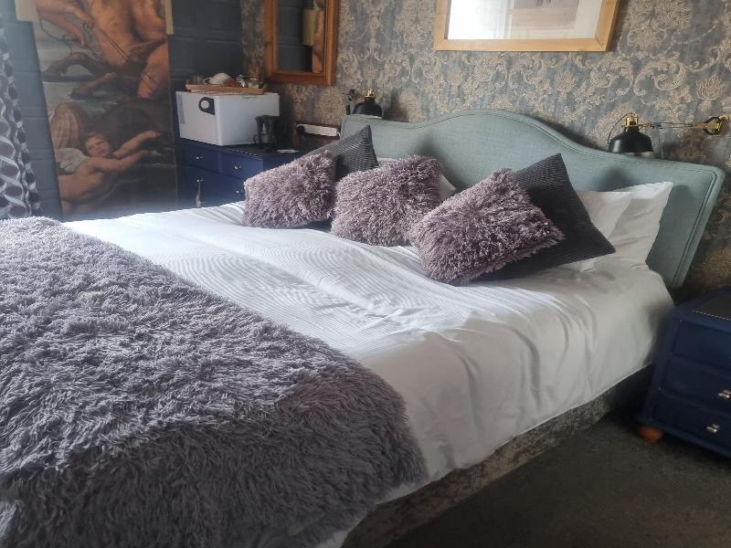 Driftwood Hotel image