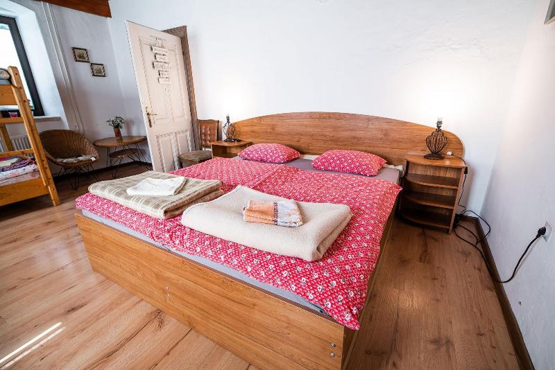 Cvet gora - Camping, Glamping and Accomodations image
