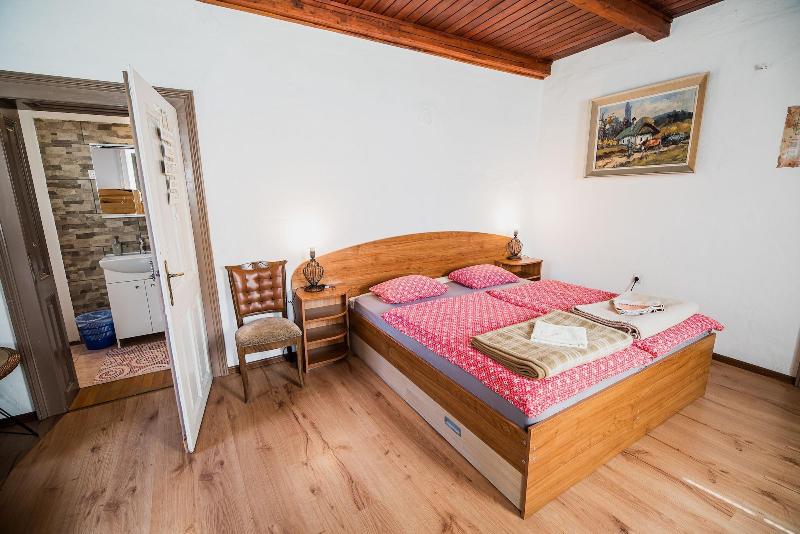 Cvet gora - Camping, Glamping and Accomodations image