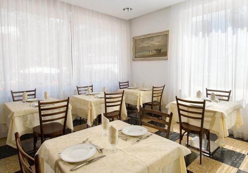 Hotel Belmar image