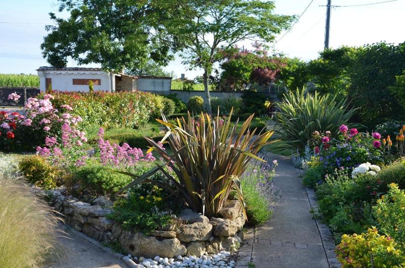 Jardin De Marceau image