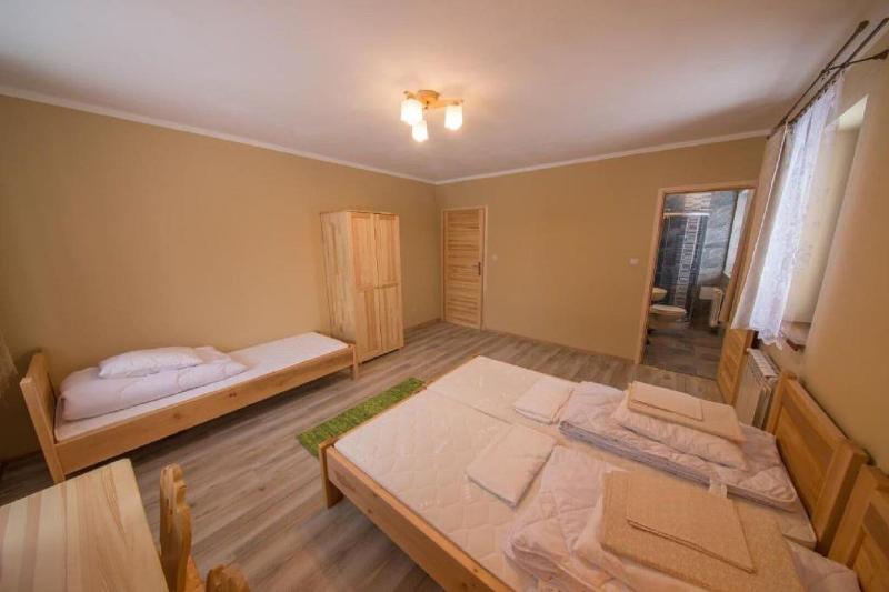 Pokoje i Apartamenty Nad Potokiem image