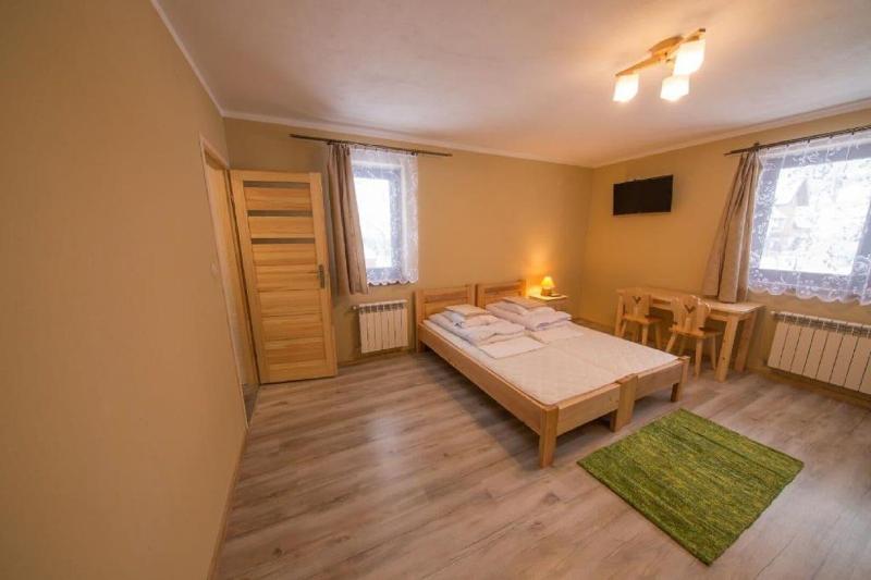 Pokoje i Apartamenty Nad Potokiem image