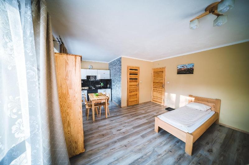 Pokoje i Apartamenty Nad Potokiem image