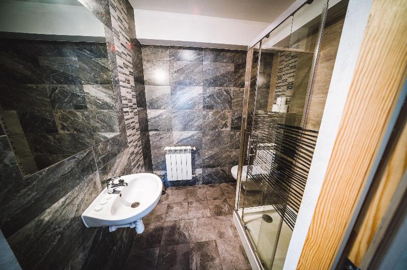 Pokoje i Apartamenty Nad Potokiem image