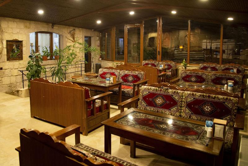Zeus Cave Suites image