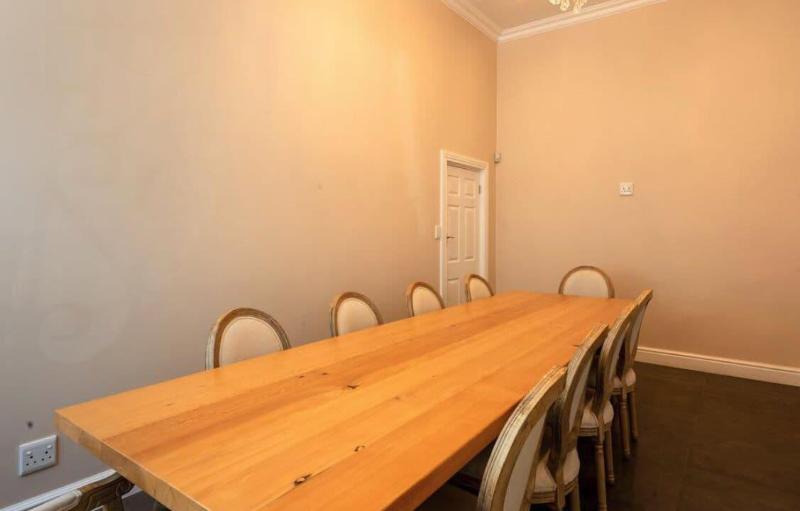 Willets Hotel image
