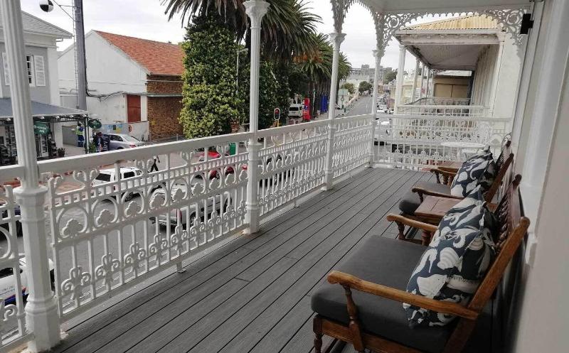 Willets Hotel image