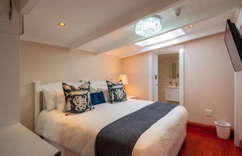Willets Hotel image