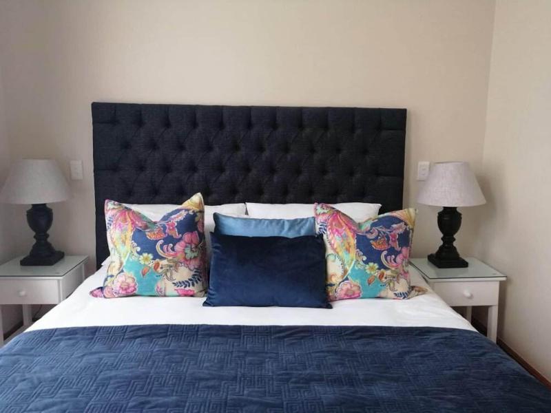 Willets Hotel image