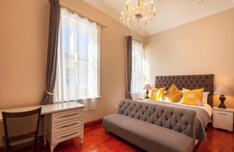 Willets Hotel image