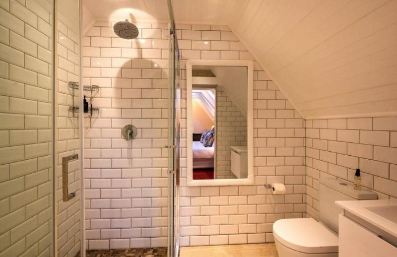 Willets Hotel image