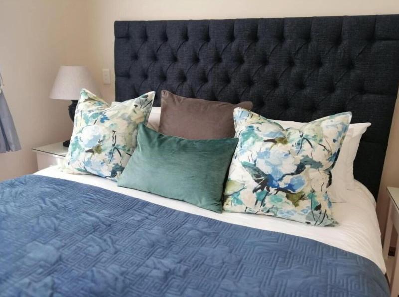 Willets Hotel image