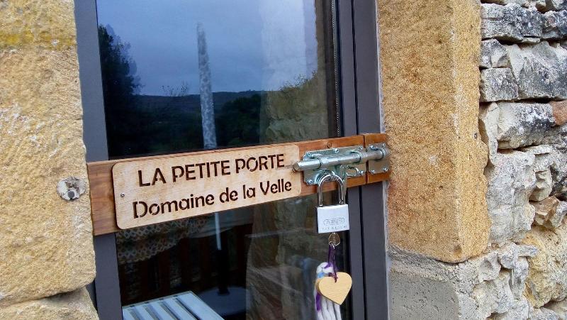Domaine de la Velle image