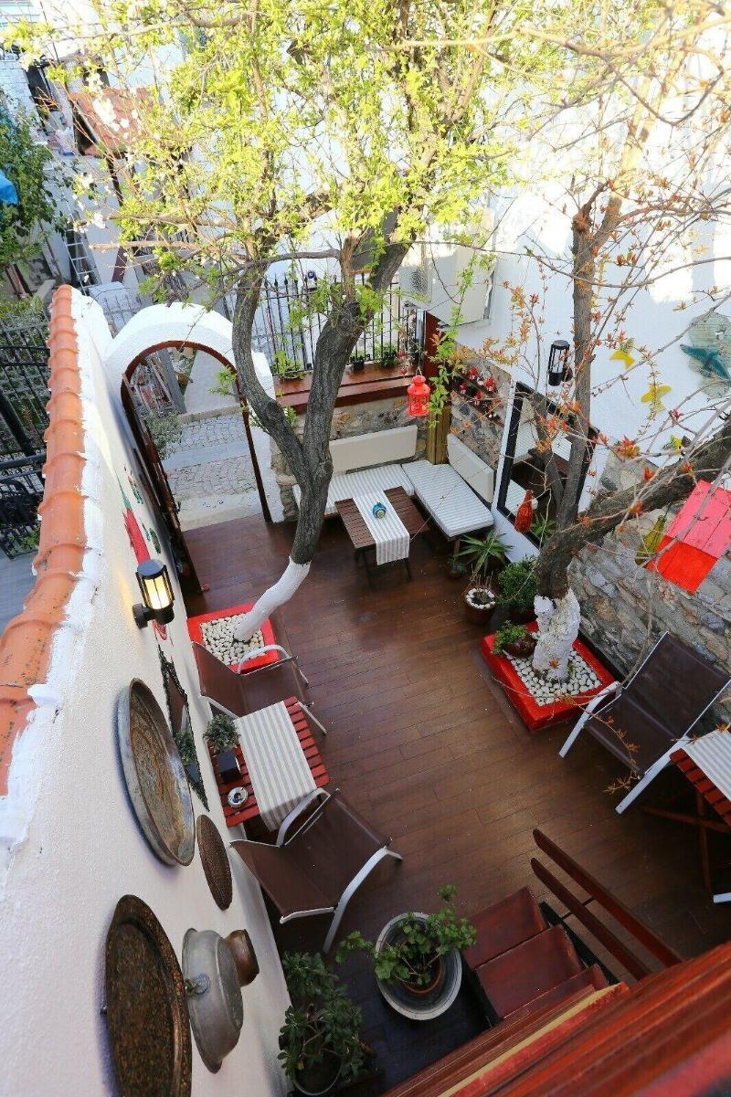 Nar Pansiyon Cafe