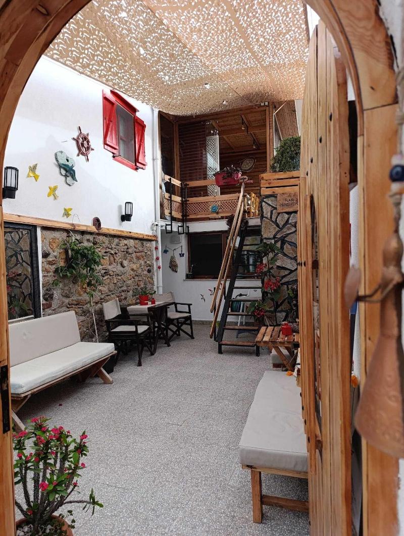 Nar Pansiyon Cafe