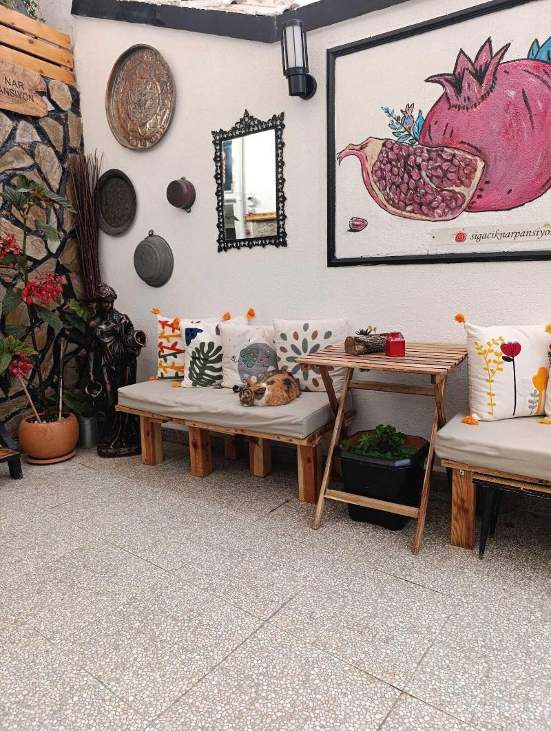 Nar Pansiyon Cafe