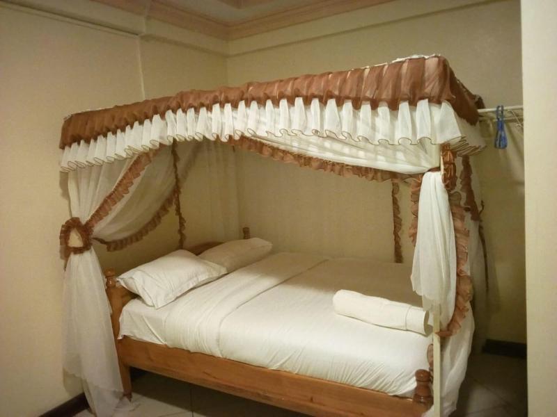 Prestige Hotel & Club Nyeri image