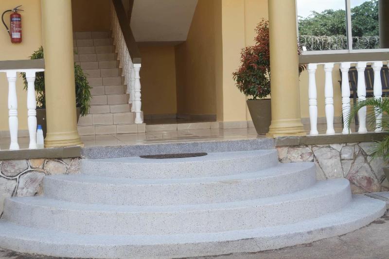 Karibu BB Suites image