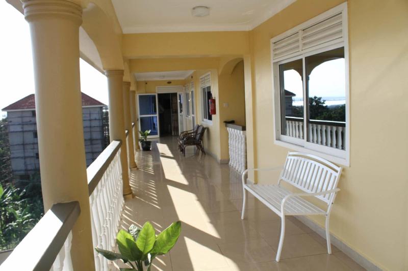 Karibu BB Suites image