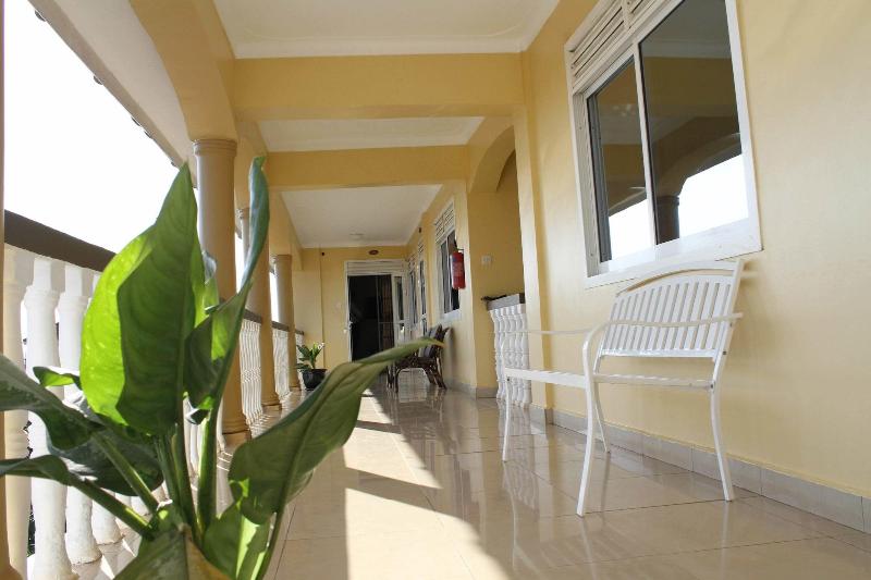 Karibu BB Suites image
