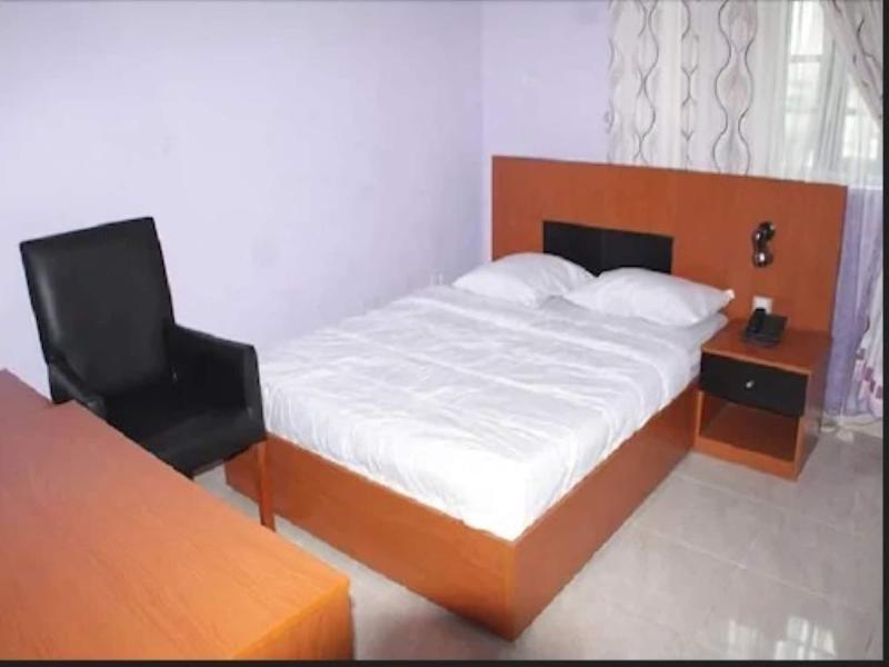Liverpool VIP Hotels image