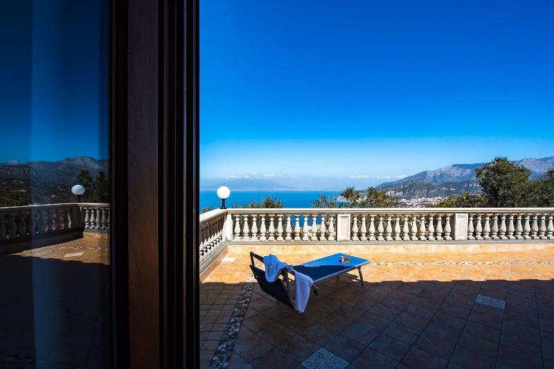 Villa Pandora image