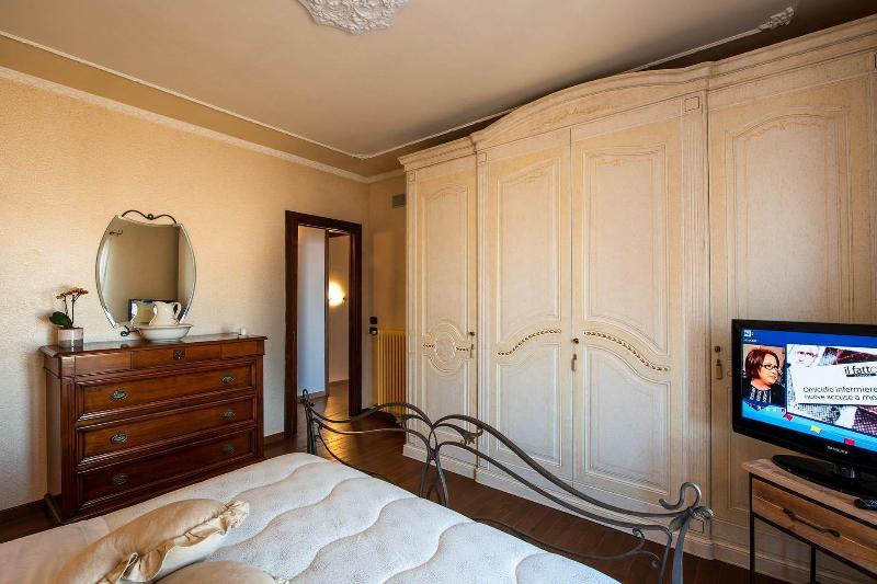 Villa Pandora image