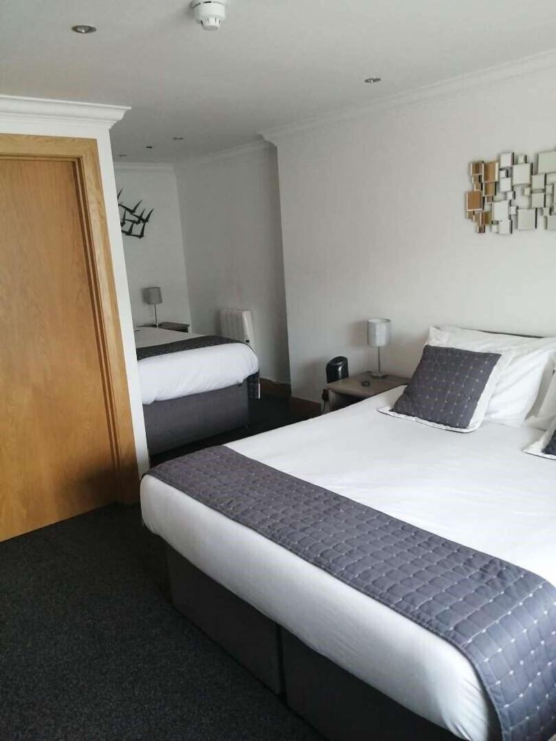 The Reveller Lodgings image