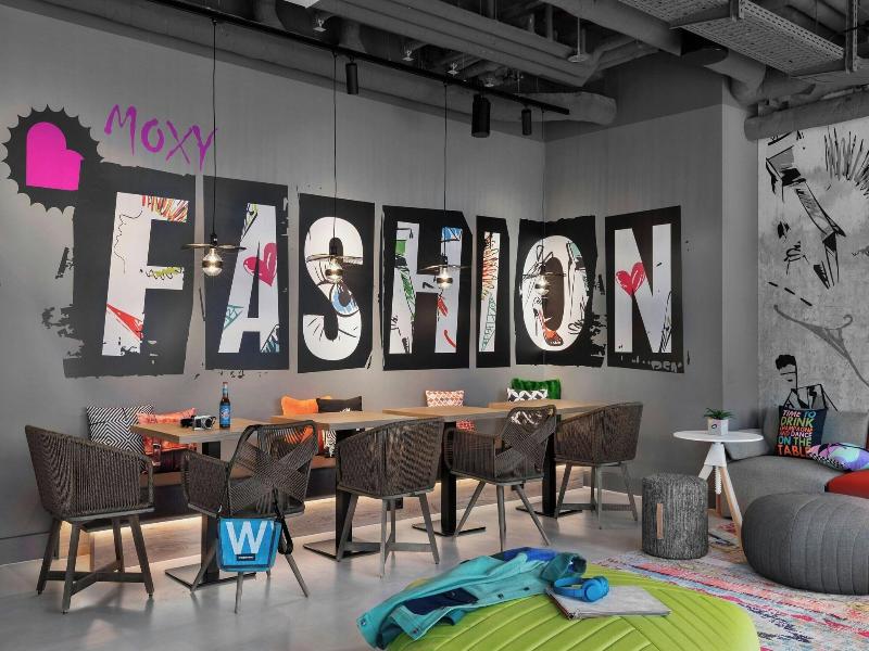 Moxy Duesseldorf City image