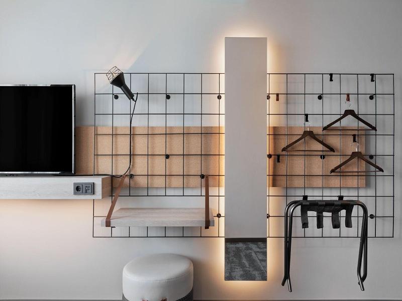Moxy Duesseldorf City image
