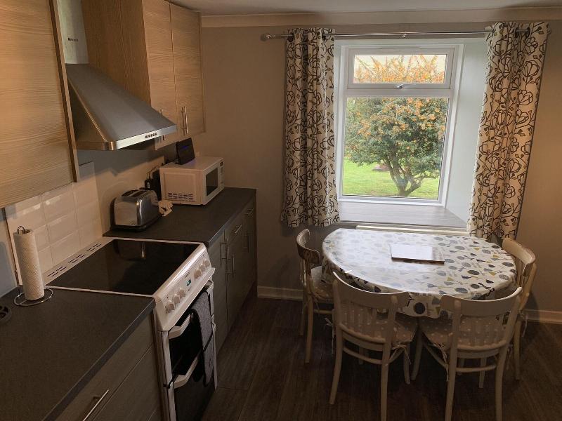 Heatherland Cottage image