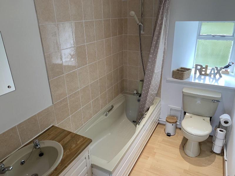 Heatherland Cottage image