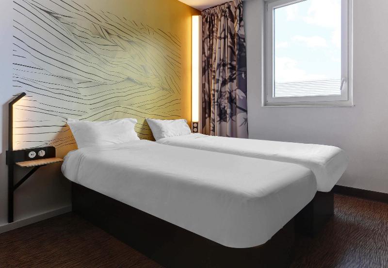 B&B HOTEL Epernay image