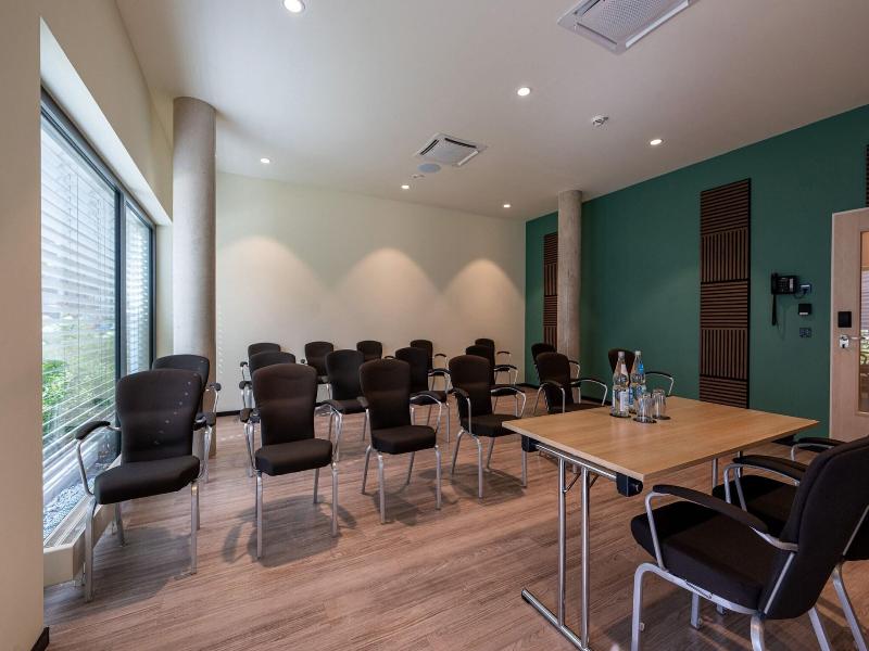 Residence Inn by Marriott Hamburg Altona image